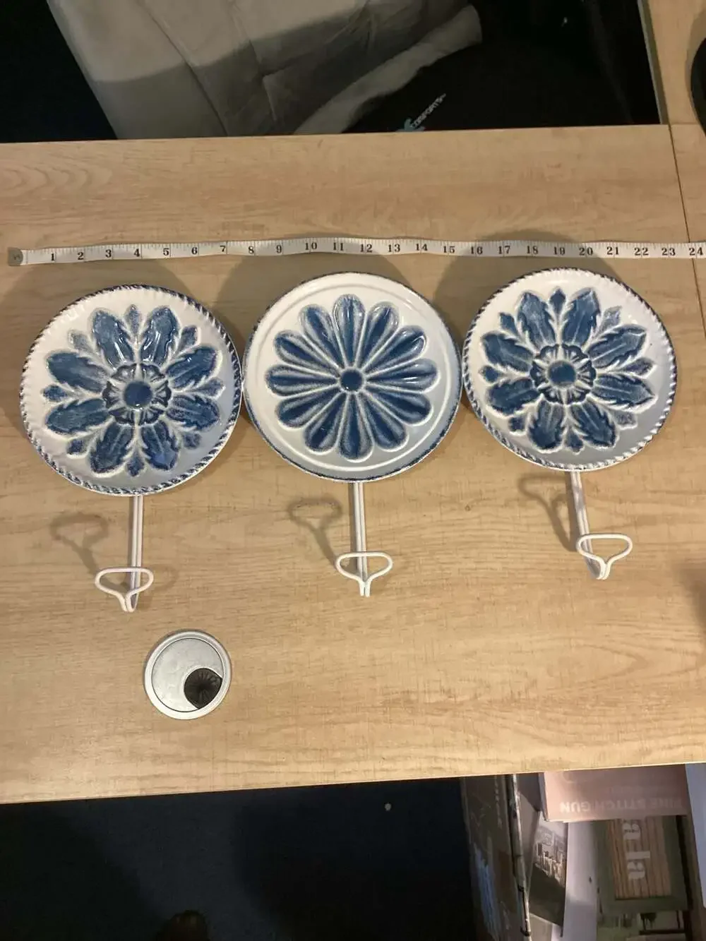 Charlton Home Levay Contemporary Round Iron Floral 3 Piece Wall Hook Set